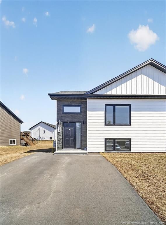Property Photo:  107 Francfort Crescent  NB E1G 5W7 