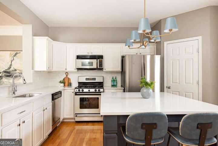 Property Photo:  2479 Bridlewood Drive SE  GA 30339 