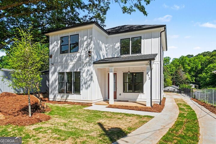 Property Photo:  493 Woodrow Avenue  GA 30354 