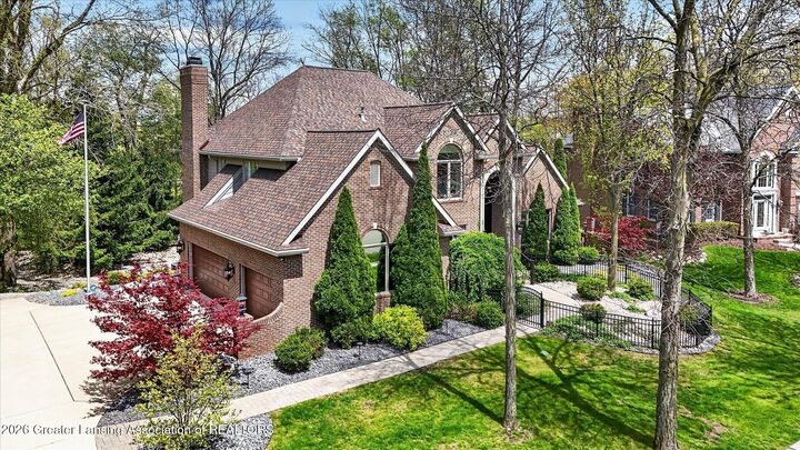Property Photo:  2032 Birch Bluff Drive  MI 48864 
