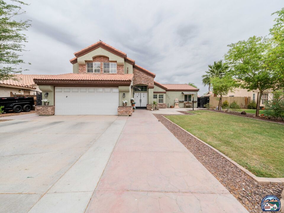 Property Photo:  1013   Zapata St  CA 92231 