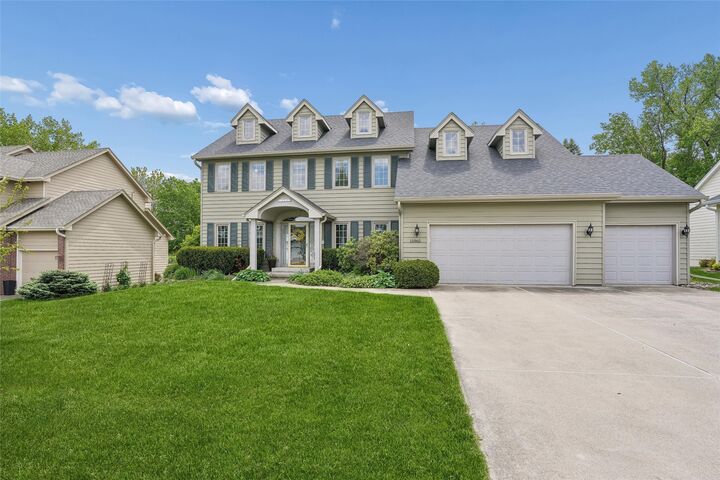 Property Photo:  12862 Hazelwood Drive  IA 50325 