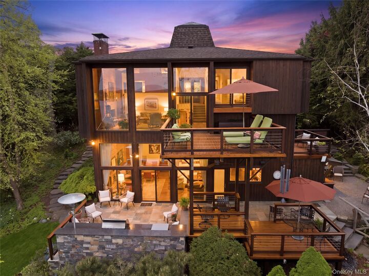Property Photo: 893 Route 9W S NY 10960