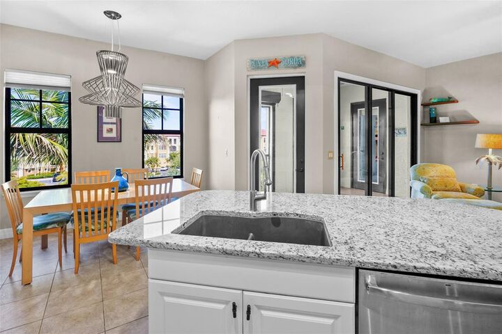 Property Photo:  98 Vivante Boulevard 410  FL 33950 