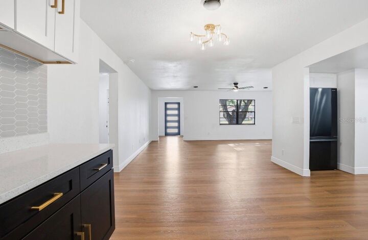 Property Photo:  6111 18th Street  FL 33542 