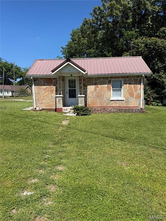 Property Photo:  411 South  MO 65536 