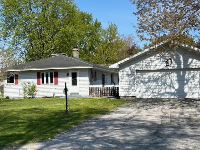 Property Photo: 2015 Mary Avenue MI 49444
