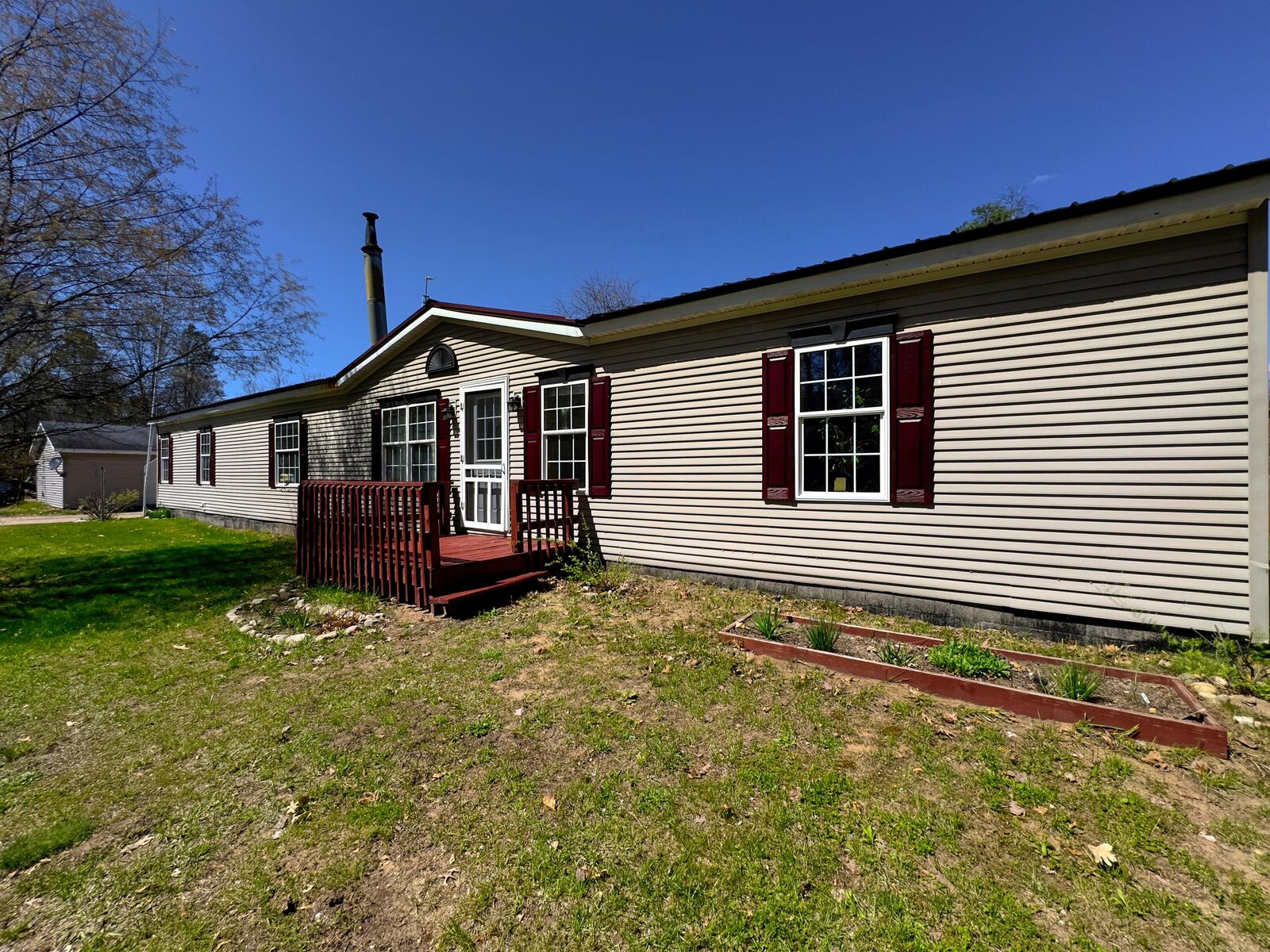 Property Photo:  984 W Rose Meadow Drive  MI 49656 