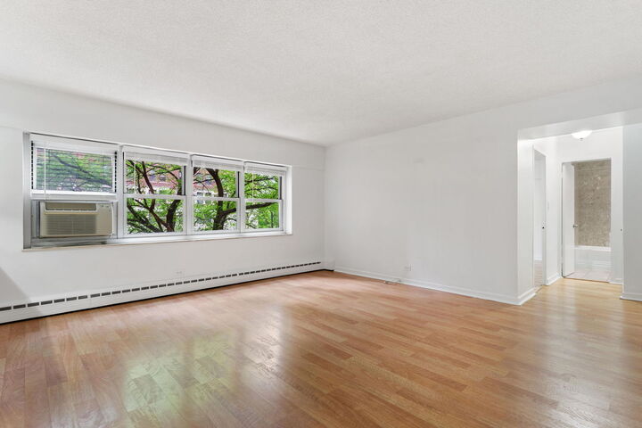 Property Photo:  4970 N Marine Drive 329  IL 60640 