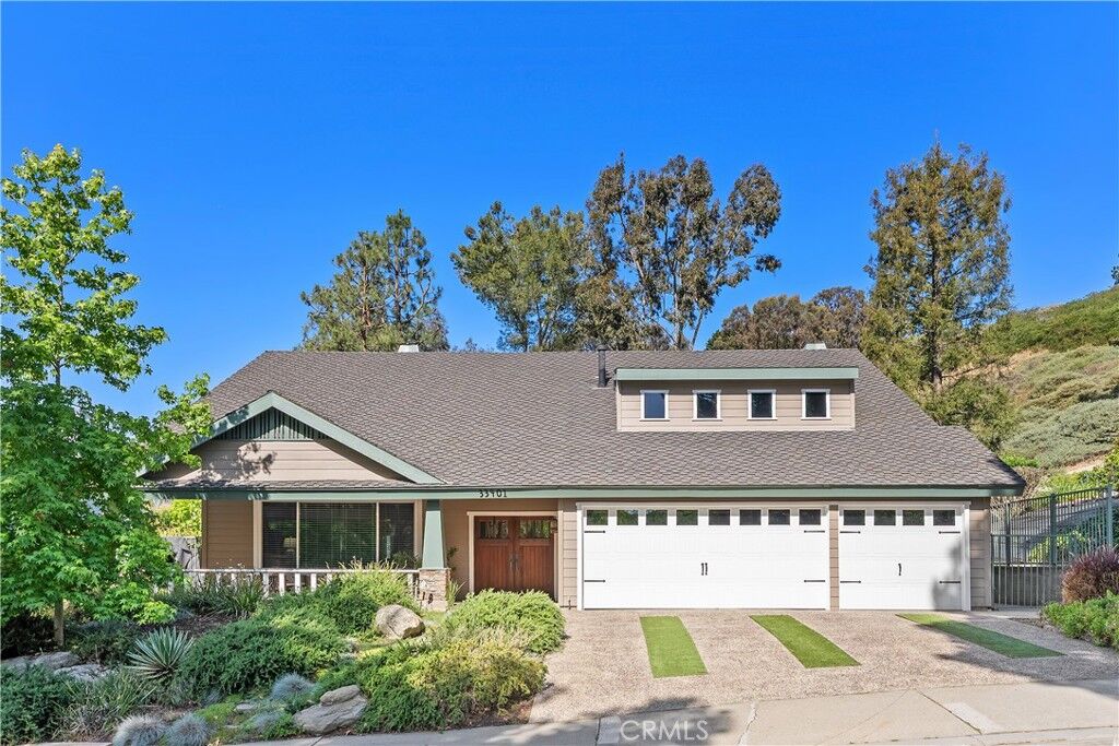 Property Photo:  33401 Via De Agua  CA 92675 