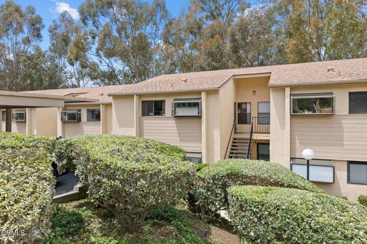 Property Photo:  771 Seneca Street D54  CA 93001 