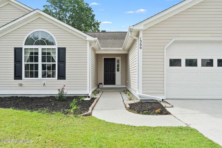 Property Photo: 1300 Maple Ridge Road NC 28411