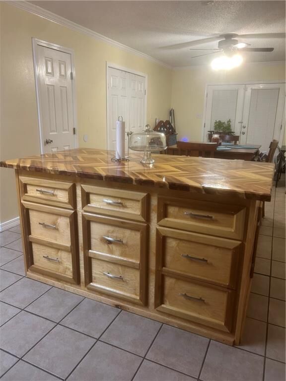 Property Photo: 6558 Bellaire Drive LA 70124