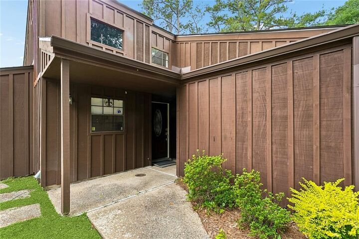 Property Photo:  640 N Beau Chene Drive 7  LA 70471 
