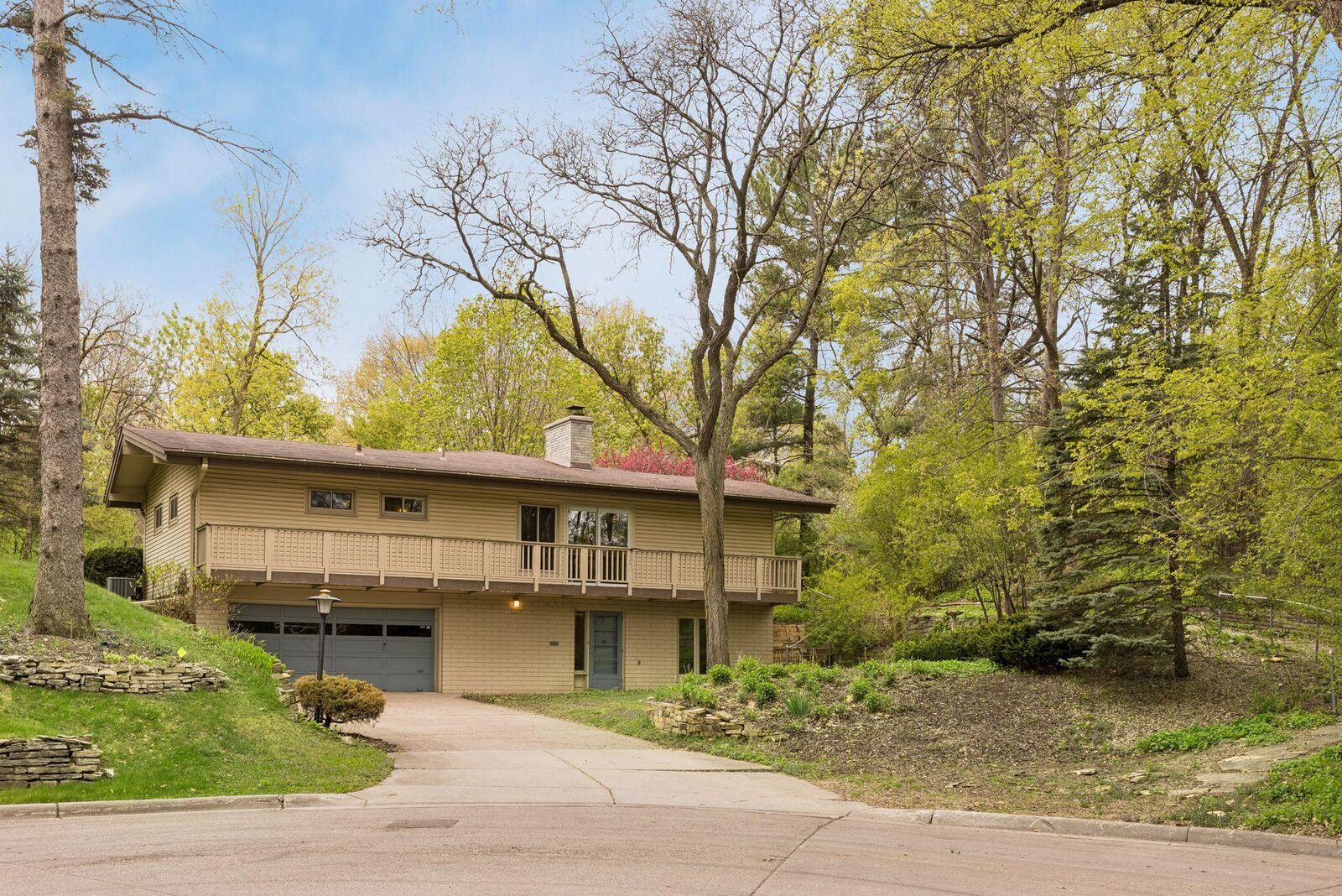 Property Photo:  5217 Windsor Avenue  MN 55436 