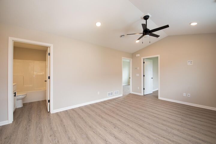 Property Photo:  3113 Scotch Lane  MN 56001 