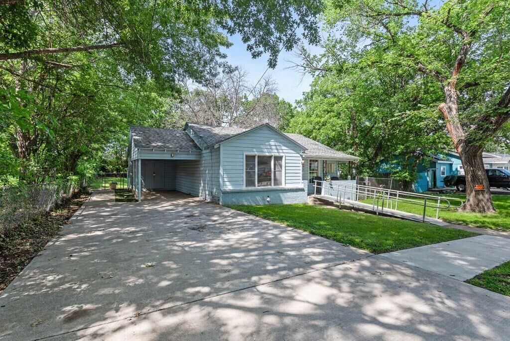 Property Photo:  3917 Menn Street  TX 76117 
