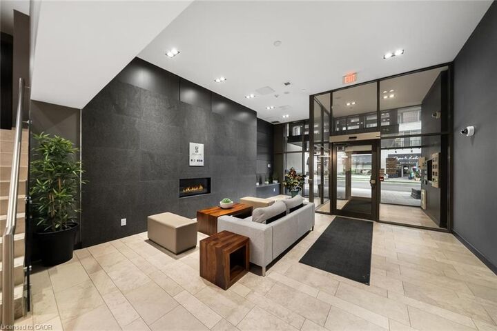 Property Photo:  1940 Ironstone Drive 808  ON L7L 0E4 