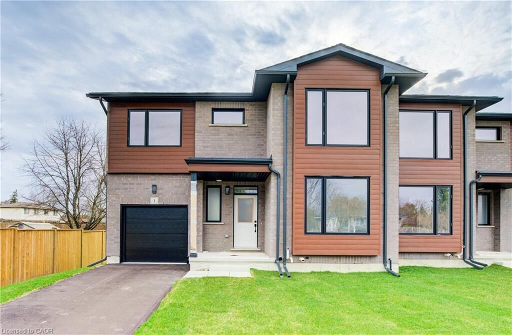 Property Photo: 264 Blair Road 3 ON N1S 4K9