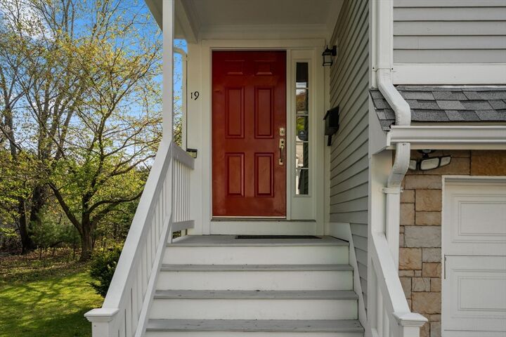 Property Photo:  19 Dunstan St 19  MA 02465 