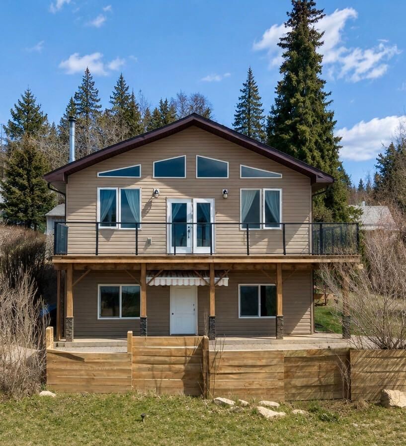 Property Photo: 5027 52 Street AB T4T 1A7