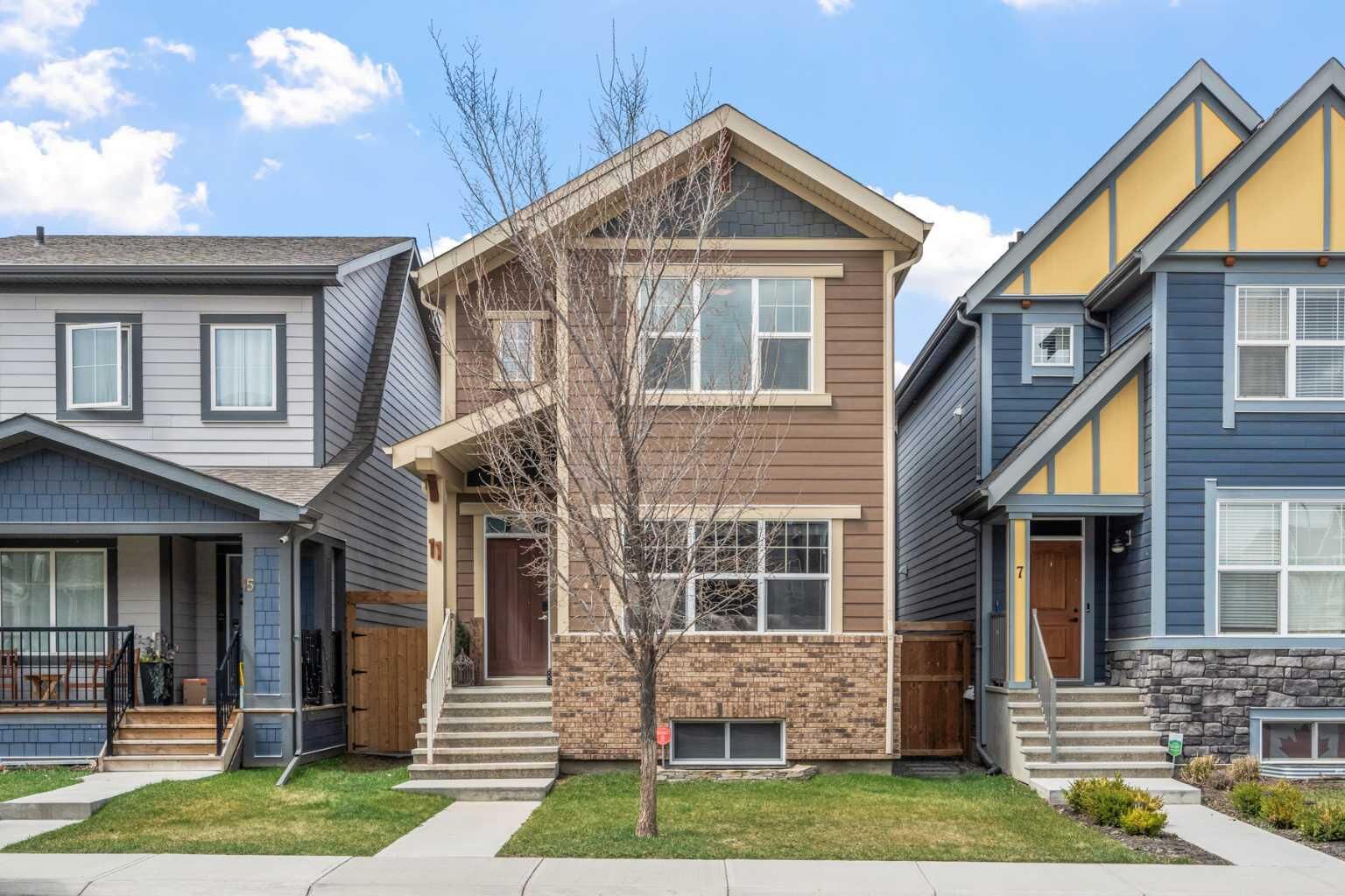 Property Photo:  11 Masters Manor SE  AB T3M 2R3 