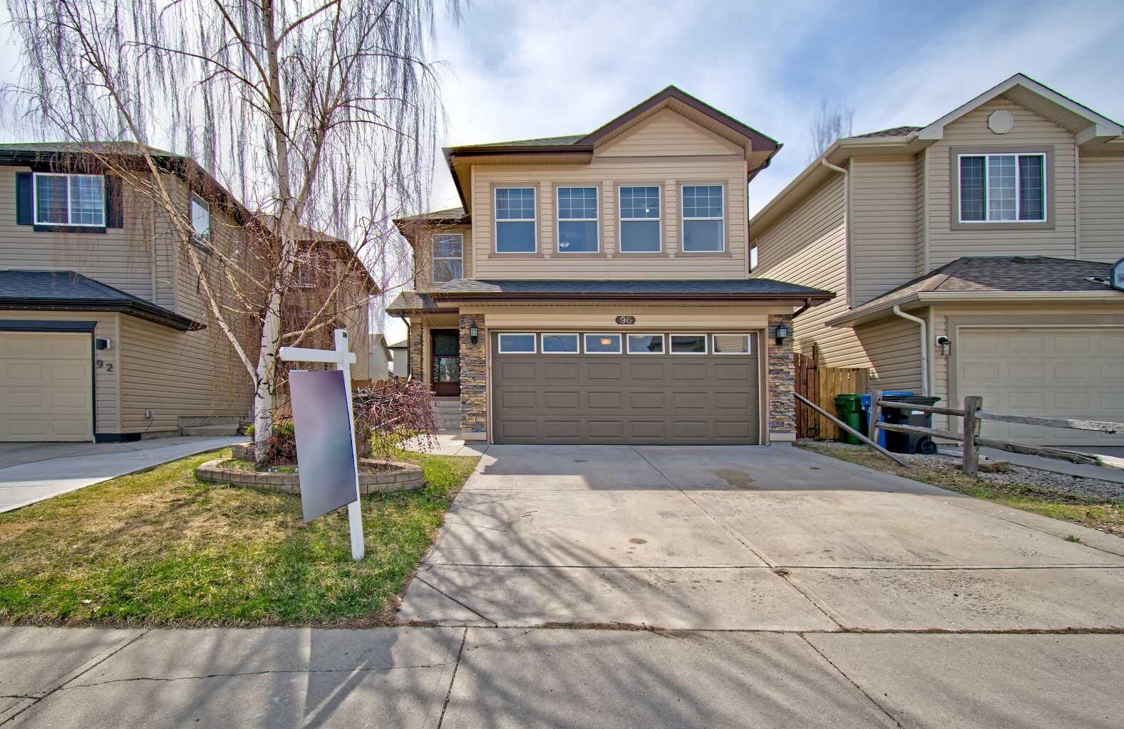Property Photo:  96 Cranfield Park SE  AB T3M 1B4 