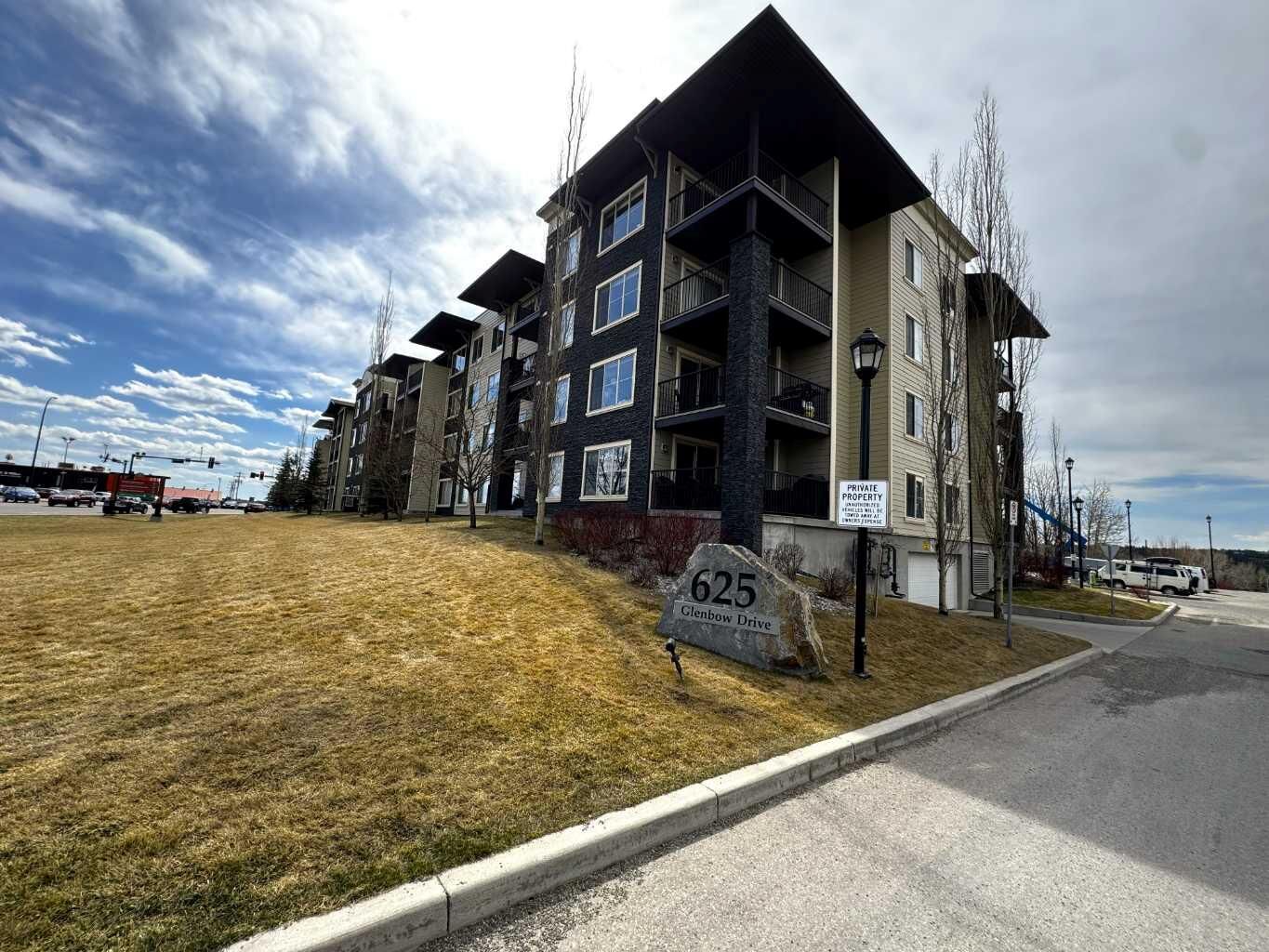 Property Photo:  625 Glenbow Drive 1103  AB T4C 0S7 