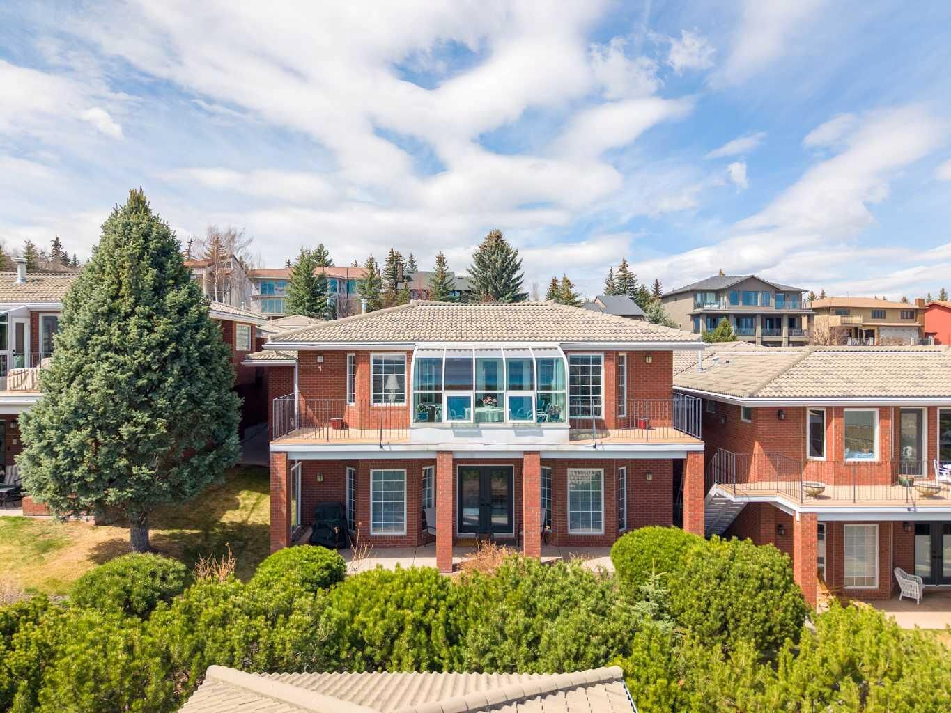 Property Photo:  8 Prominence Path SW  AB T3H 2W7 