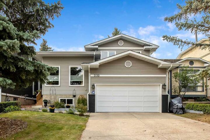 Property Photo:  5019 Norris Road NW  AB T2K 5R6 