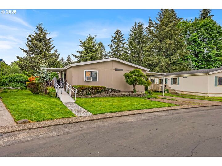Property Photo: 12450 SW Fischer Rd 216 OR 97224
