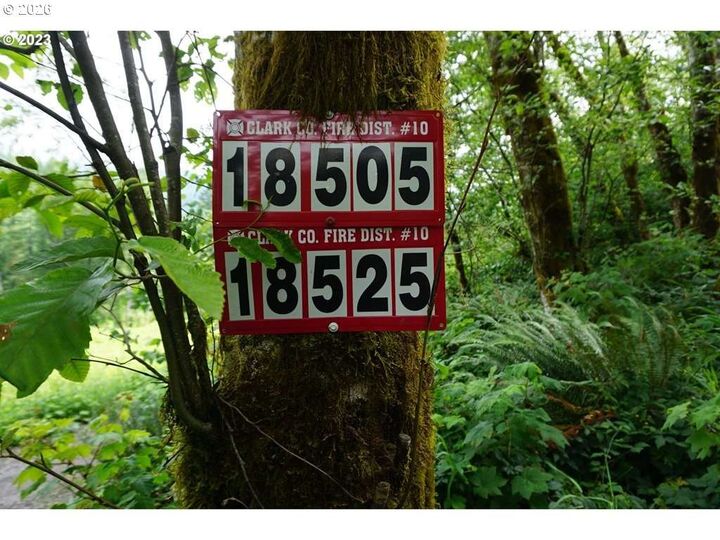 Property Photo:  0000 NE Buncombe Hollow Rd  WA 98674 