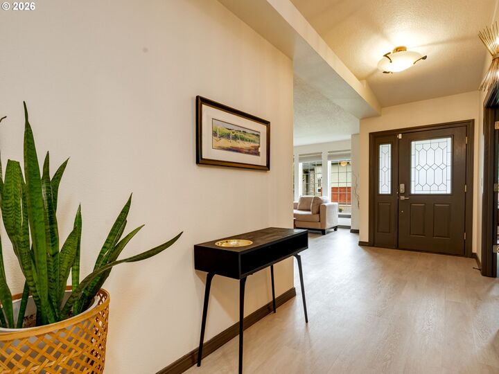 Property Photo:  2504 NE 177th Ave  WA 98684 