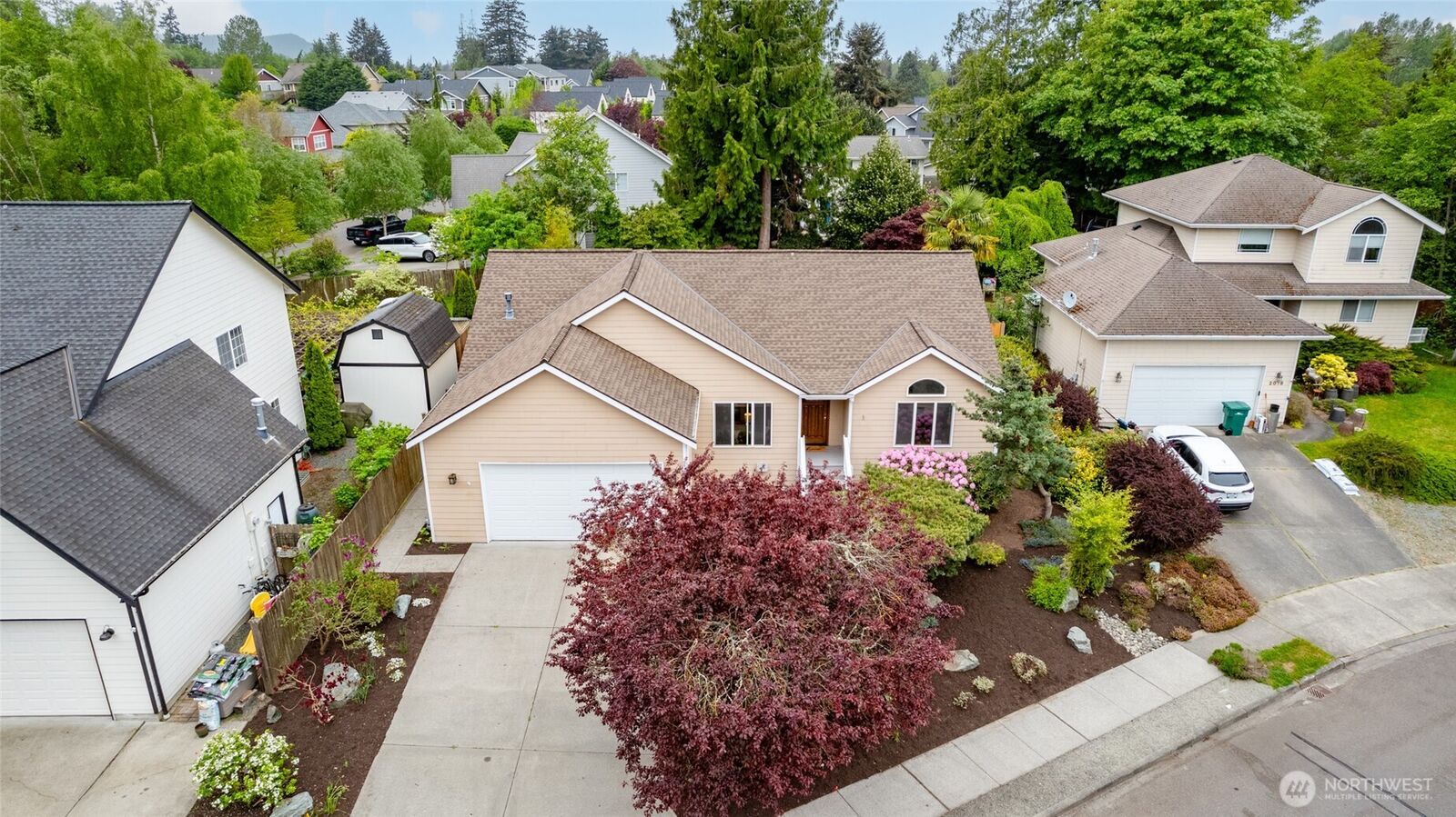 Property Photo:  2020  Meadows Lane  WA 98221 
