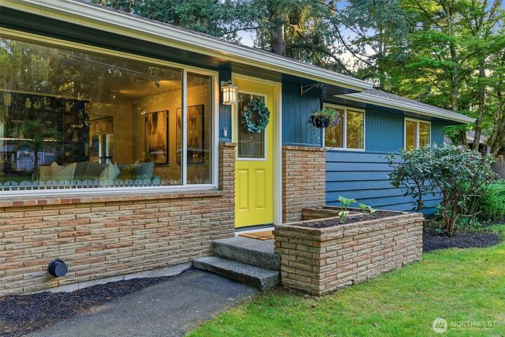 Property Photo:  6123 NE 185th Street  WA 98028 
