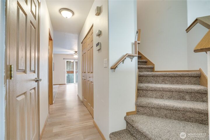 Property Photo:  17317  94th Ave E  WA 98375 