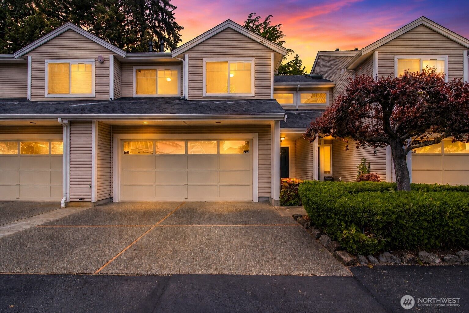 Property Photo:  4714  Fairwood Blvd NE 703  WA 98422 