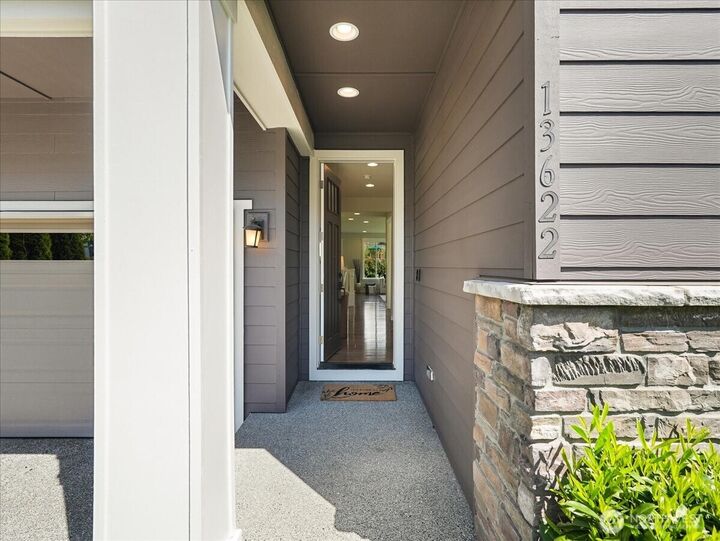 Property Photo:  13622 NE 129th Drive  WA 98034 