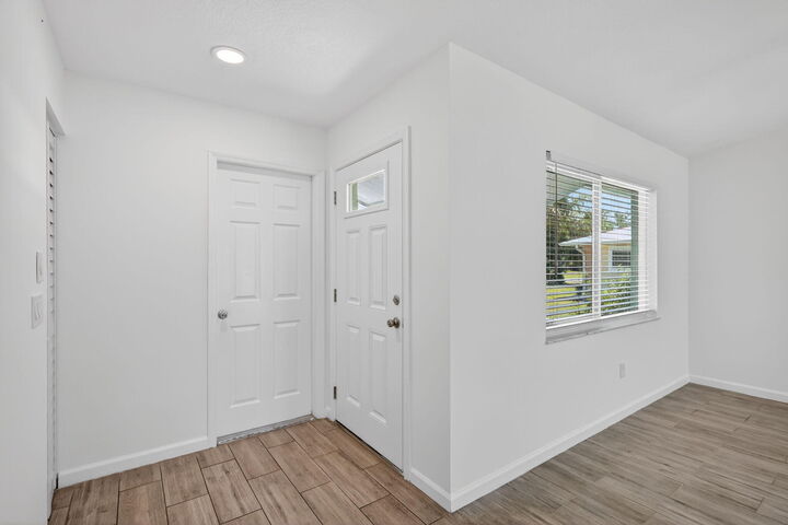 Property Photo:  2190 SW Kail Street  FL 34984 