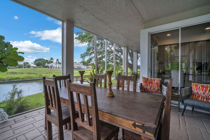 Property Photo:  11813 Pebblewood Drive  FL 33414 