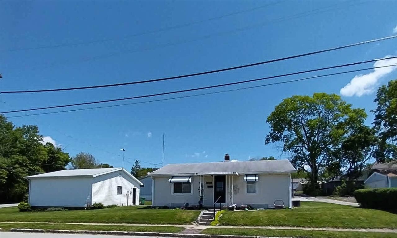 Property Photo:  312 N 9th Street  IN 47362 