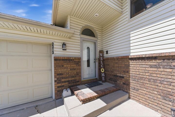 Property Photo:  2213 N Forest Park St  KS 67037-3161 