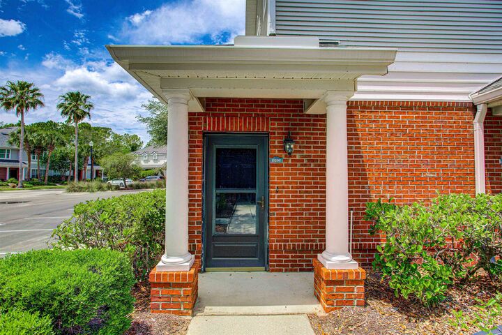 Property Photo:  11205 Harbour Vista Cir  FL 32080 