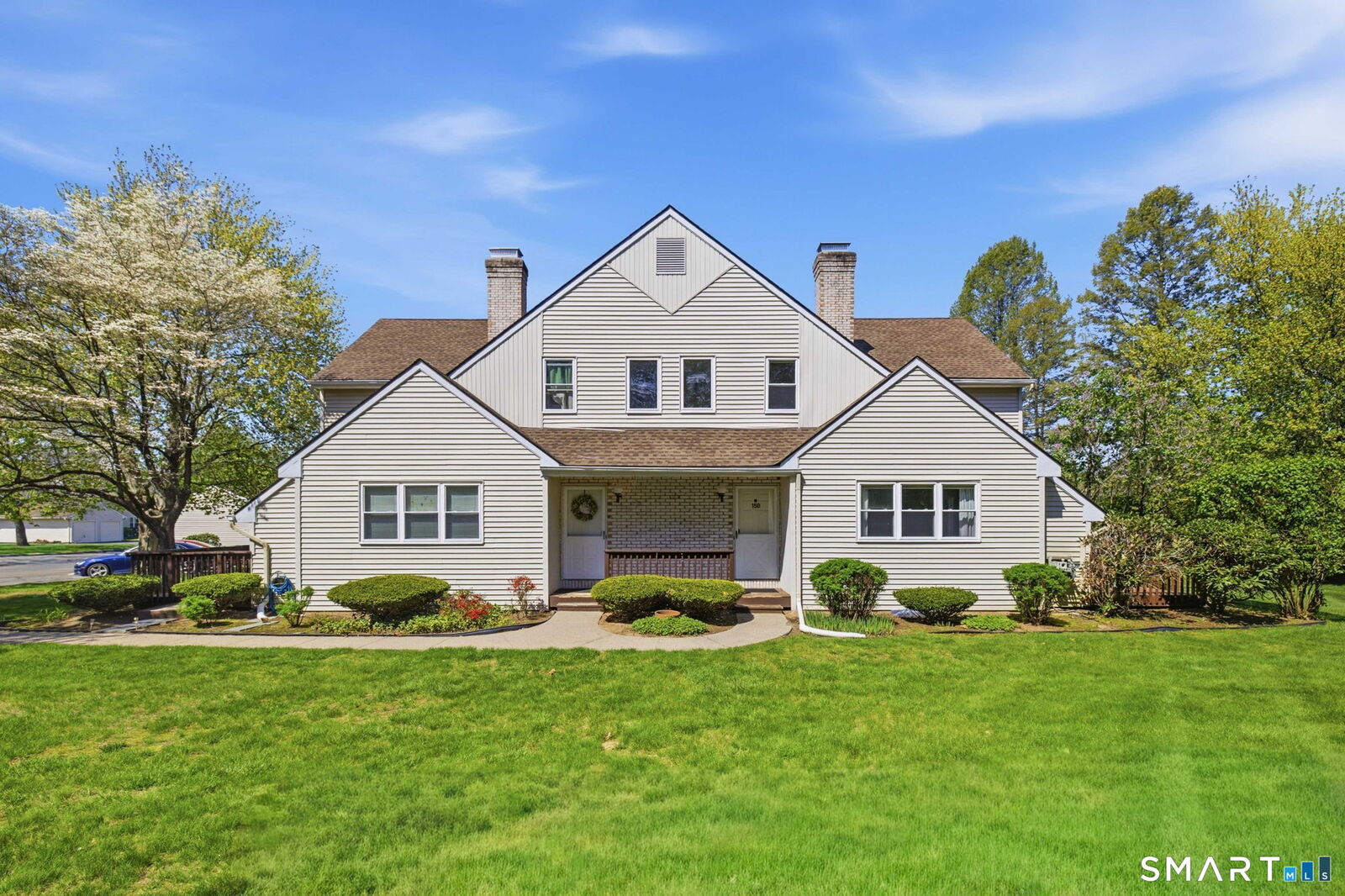 Property Photo:  15 Thistle Way B  CT 06016 