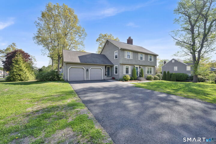 Property Photo: 14 Hampden Place CT 06095