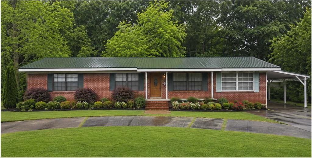 Property Photo:  602 Owens  AL 36301 