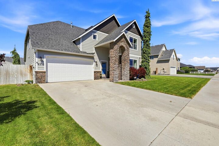 Property Photo:  4912 Monrovia Lane  WA 99301 