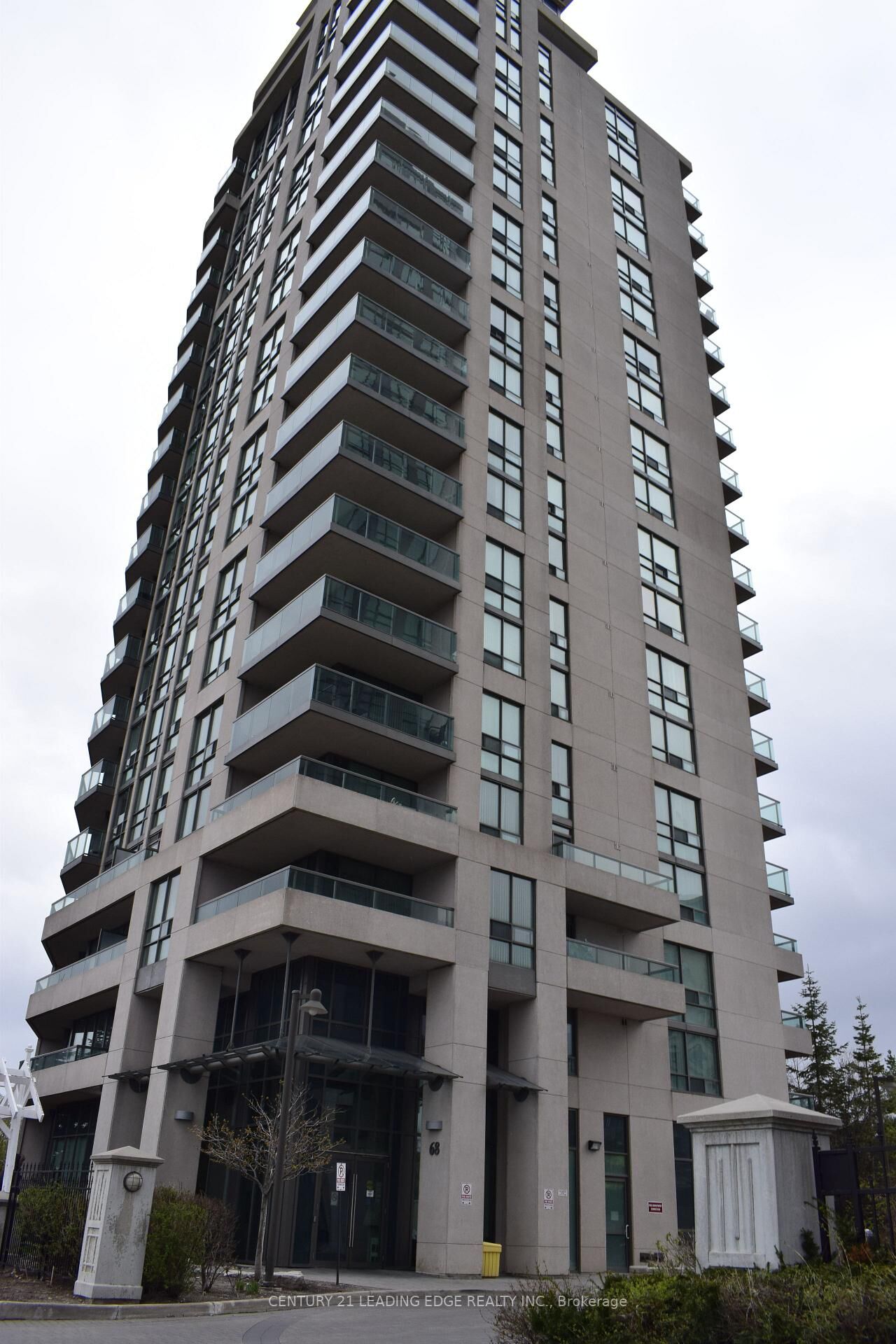 Property Photo:  68 Grangeway Avenue 501  ON M1H 0A1 