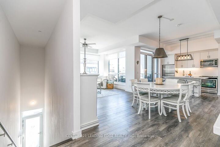 Photo de la propriété:  303 Broward Way 97  ON L9S 0M5 