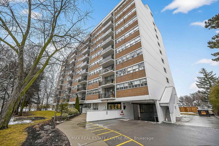 212 Kerr Street 702 — photo 1